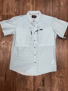 NEW LOCAL BOY OUTFITTERS men's backcountry fishing top in light blue
